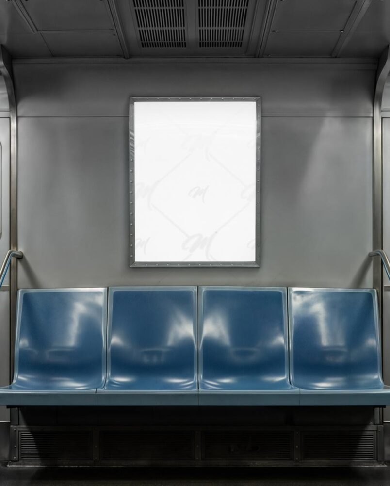Mockup Painel Vagão Metrô PSD