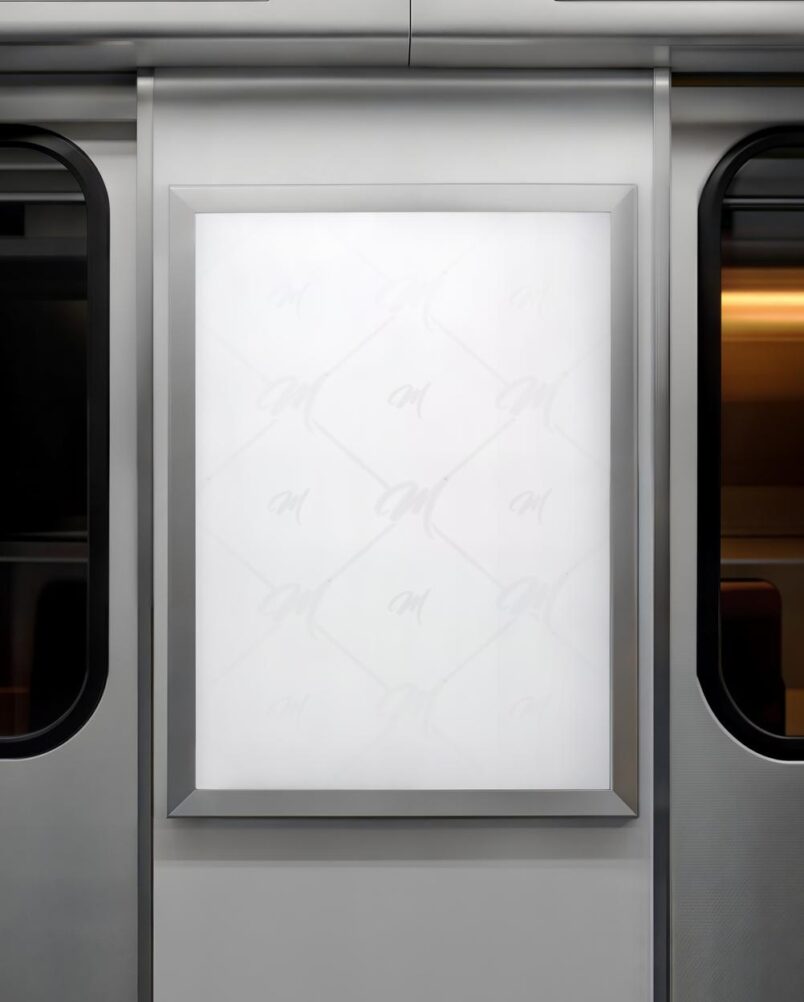 Mockup Exterior Metrô Vagão Mockup Anúncio Painel Vagão Metrô Premium PSD